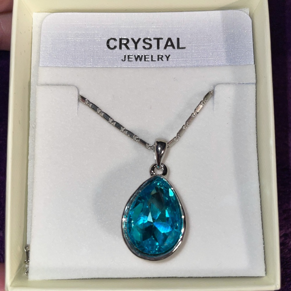 Large blue crystal & silver necklace NIB